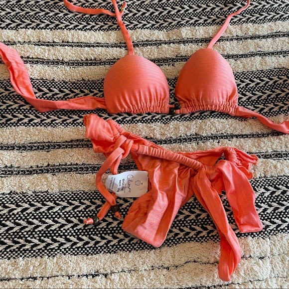columpio beachwear Other - NWT columpio beachwear metallic coral ruffle bottom bikini sz.S